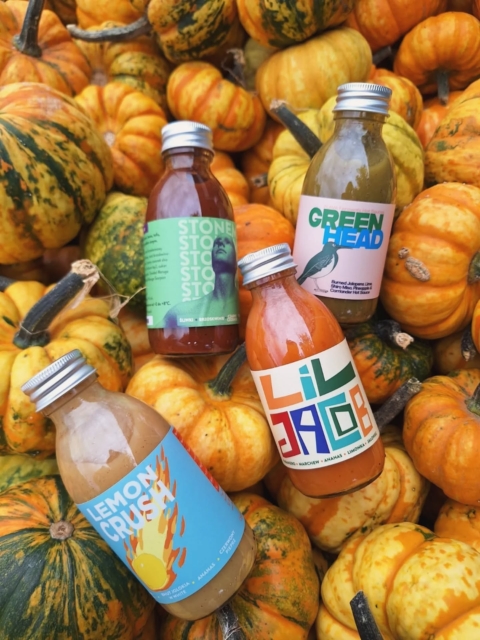 GREEN HEAD już dostępny w @gospodarstwo 🥳
Wpadnijcie do Majlertów po niespotykanie szeroki wybór dyni i najlepszych polskich ziół i warzyw!
#gospodarstwo #flavaferments #fermented #fermentacja #warzywa #dynia #gotowanie